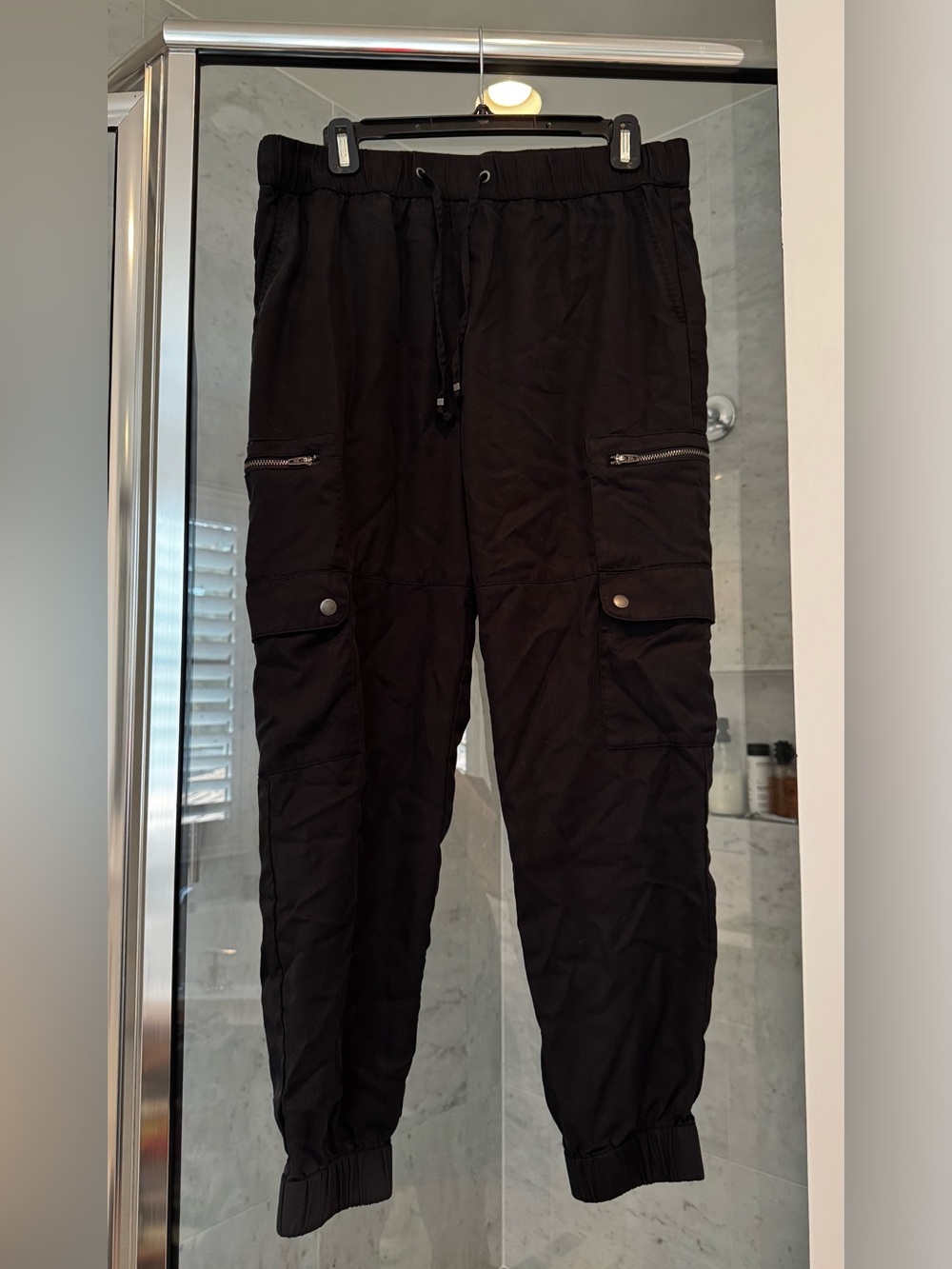 Women's Banana Republic Black Cargo Jogger Pants